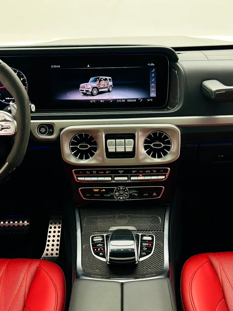 Mercedes-Benz G-Class 2024