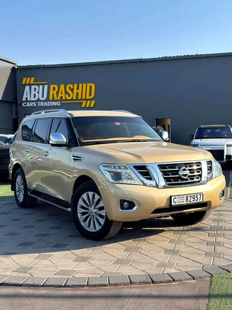Nissan Patrol 2014 — photo 1 of 11