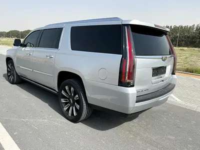 صورة مصغرة 5 لـ 2017 Cadillac ESCALADE