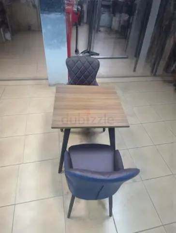 Modern Dining Table with Stylish Chairs