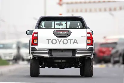 2026 Toyota HILUX photo 4