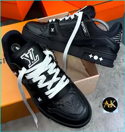 Louis Vuitton Black Sneakers