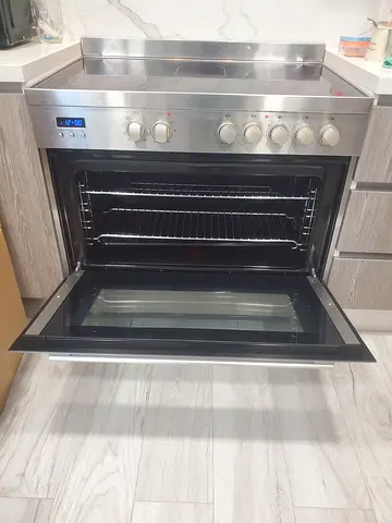 Midea 90cm Electric Ceramic Cooker