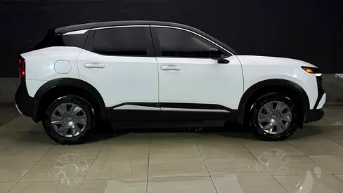 2025 Nissan KICKS — фото 11
