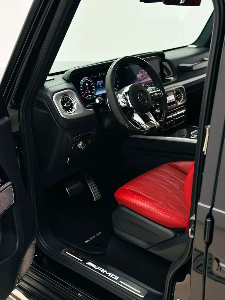 Mercedes-Benz G-Class 2024