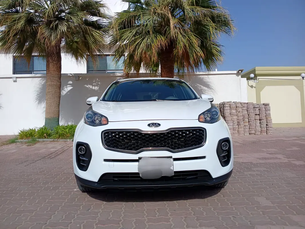 Kia Sportage 2017 — photo 1 of 12