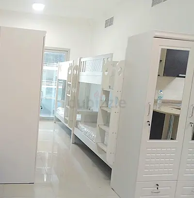 Female bedspace for rent in business bay