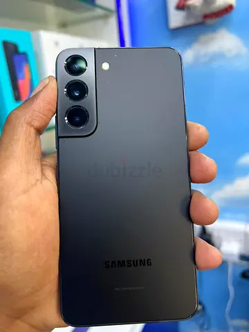 SAMSUNG S22 ,, 8GB RAM,, 128 GB STORAGE,, PHYSICAL+ ESIM ALL ORIGINAL DEVICE