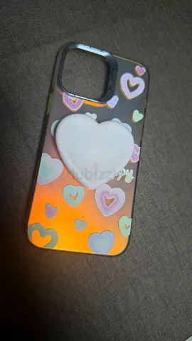 Stylish Phone Case with Heart Design
