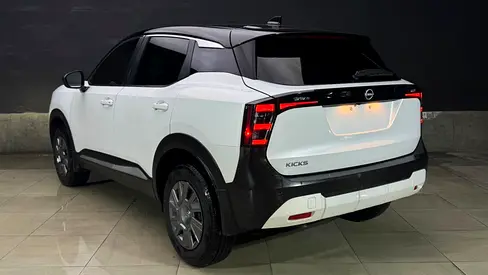 2025 Nissan KICKS — фото 5