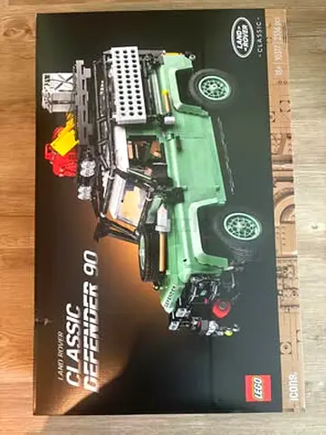 FLASH SALE BRAND NEW LEGO 10317 ICONS CLASSIC LAND ROVER DEFENDER