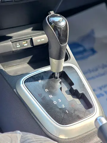 صورة 15 لـ 2023 KIA PEGAS