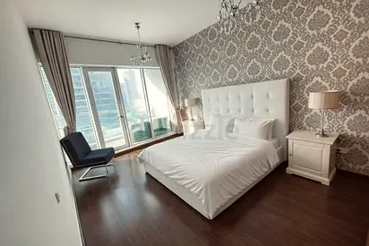 Large En-suite Master Room + Balcony | Steps from DMCC Metro | Stunning Marina View