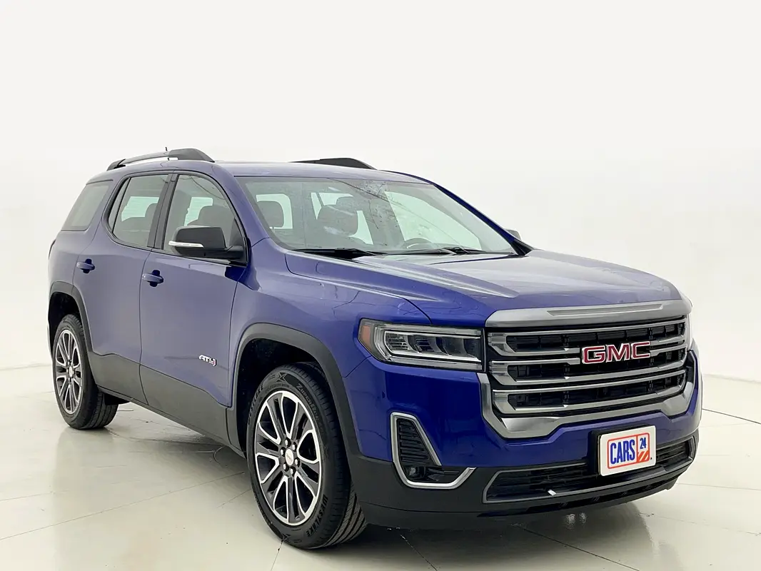 GMC Acadia 2023 — photo 1 of 13
