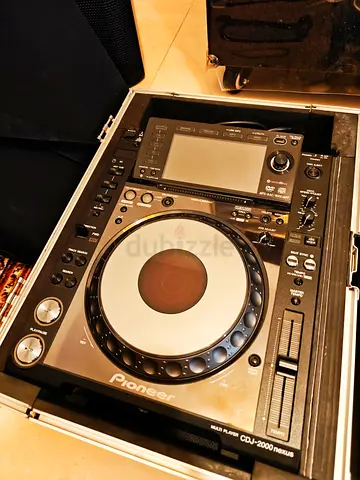 Pioneer Dj - CDJ 2000 Nexus  DJM 900 Nexus (full set with individual Magma Cases)
