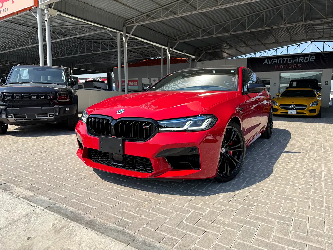 BMW M5 2022 — photo 1 of 15