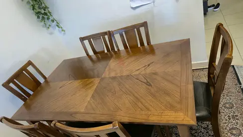 6 seater dining table