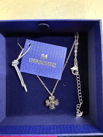 Swarovski Flower Necklace