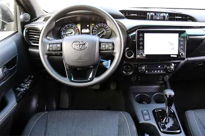 2026 Toyota HILUX photo 9