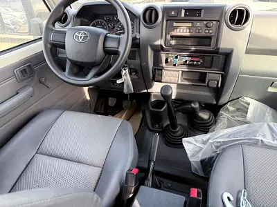 صورة 12 لـ 2025 Toyota LAND CRUISER 70 SERIES