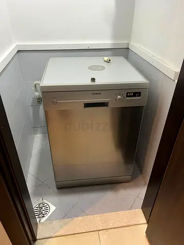 Siemens Brand Dishwasher 2 Racks