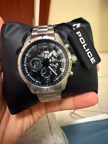 Mens Police Watch - Stylish  Functional