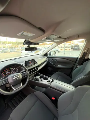2025 Nissan ROGUE 缩略图 9