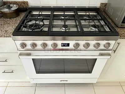 SMEG White 6 Burner Gas Electric Cooker Range Size 90cm