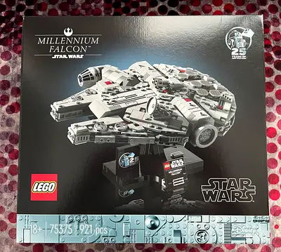 Lego 75375 Millennium Falcon Star wars