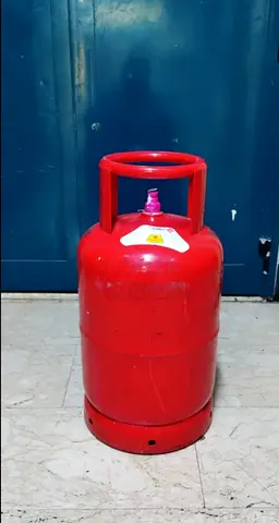 Gas cylinder 11 kg for sale