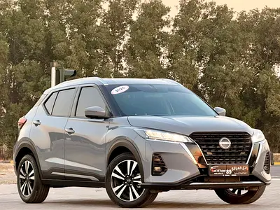 Nissan Kicks, 2024 completely accident-free, original paint.