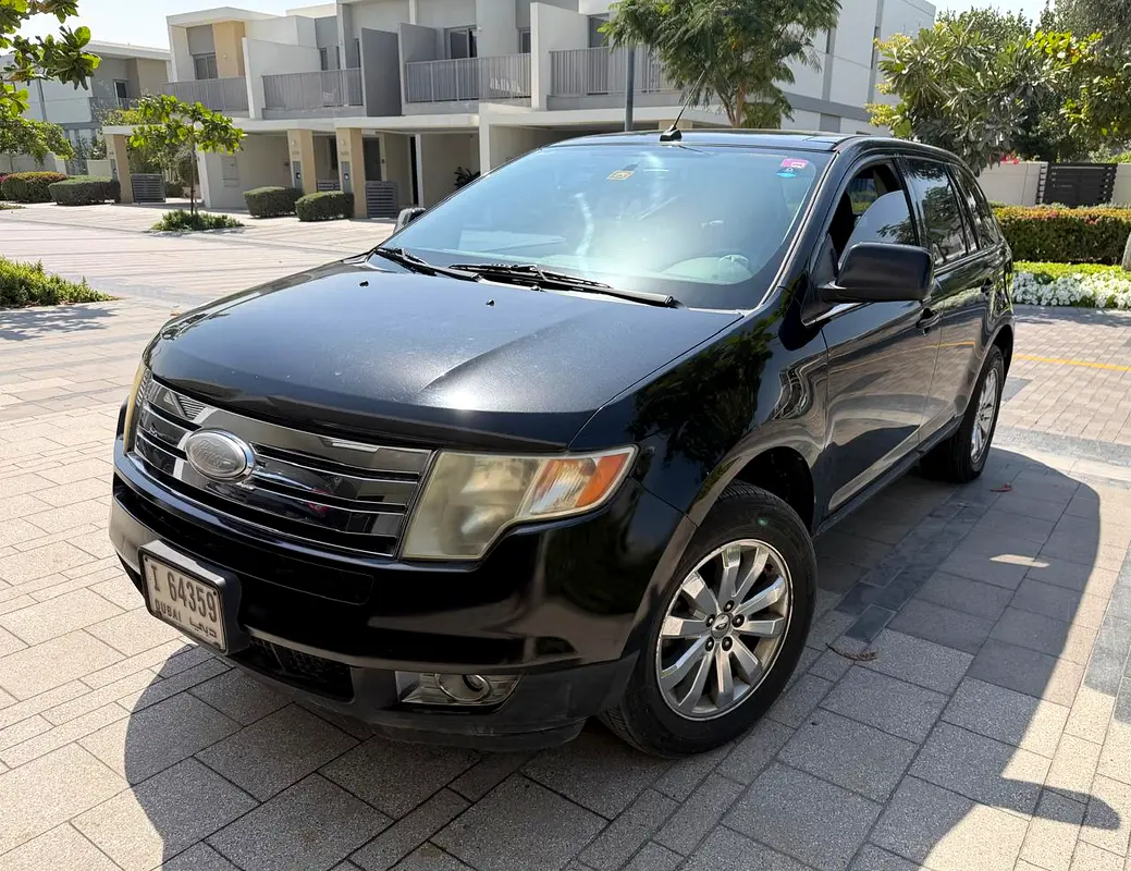 Ford Edge 2010 — photo 1 of 13
