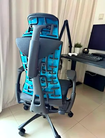 Herman Miller Embody Chair | Logitech Blue | Atlas Headrest
