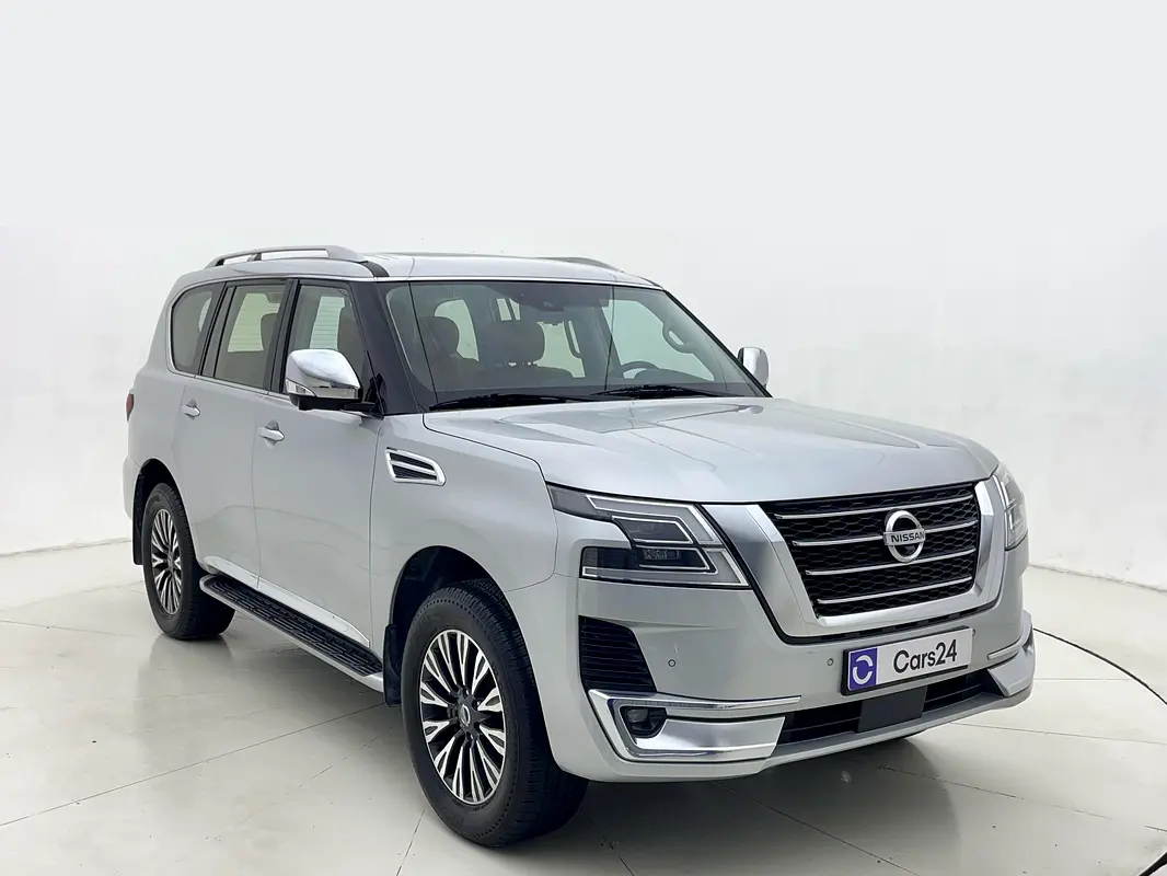 Nissan Patrol 2021 — photo 1 of 13