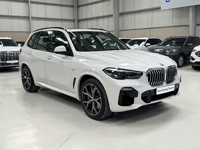 2,374AED / Month | 0% DP AVAIL | BMW X5 40i M-Kit | WARRANTY