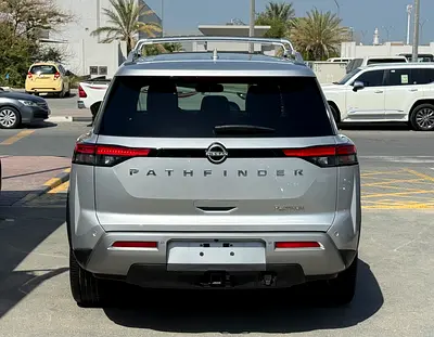 Nissan Pathfinder Platinum, миниатюра 5
