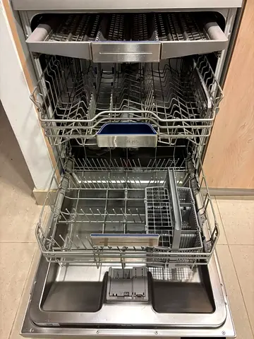Siemens Dishwasher Threee Rack iq500 Model
