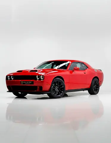 Dodge Challenger SXT (V6)