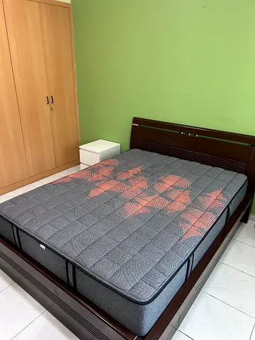Stylish Storage Bed with Drawer