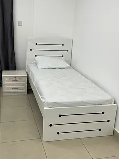 CLEAN FLAT - INDIANS ONLY - BEDSPACE FOR 999 AED-sharing with 4 at SHARAF DG metro