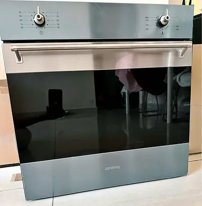Smeg Built-In Gas Oven – 60 cm | Stylish Italian Design | Reliable Performance