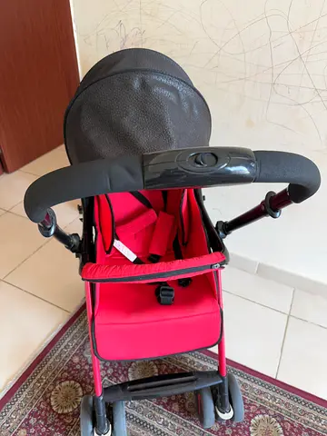 Compact and Lightweight Stroller-Perier cardian