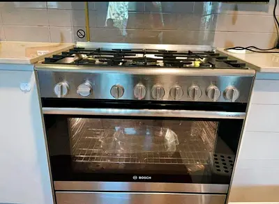 Bosch 5 Burner Full Gas Cooker – 90 × 60 cm | Powerful  Spacious