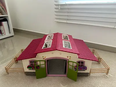 Schleich Horse Club Stable, Pickup, Horse Family and Farm Animals