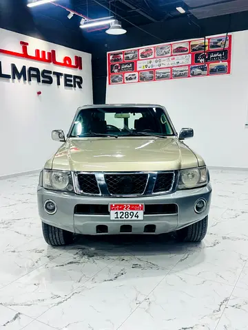 نيسان باترول سوبر سفاري قير عادي خليجي موديل 2020