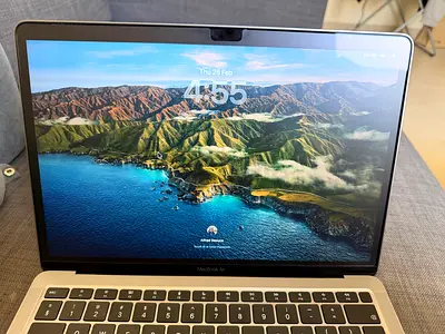 Apple MacBook Laptop