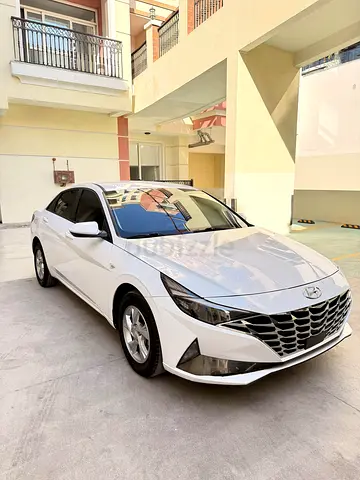 Hyundai elantra 2022