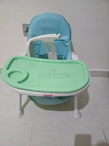 Babyhug 3 in 1 comfy high chair with wheels
