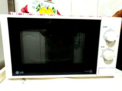 LG Microwave - Perfect for Quick Meals