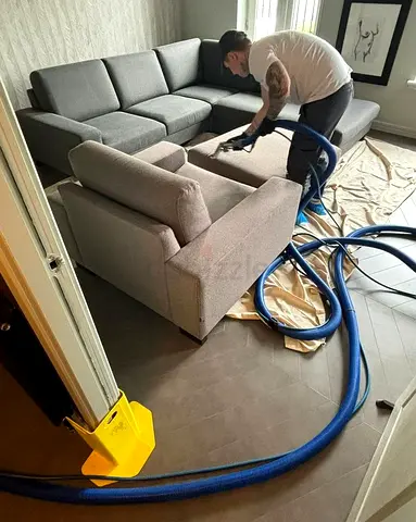 Sofa shampoo and deep cleaning dubai